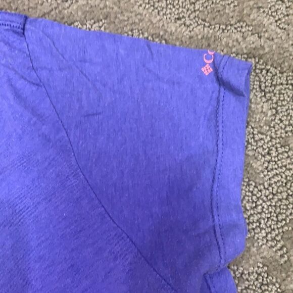 Super Soft, thin Ladies Columbia S/P Purple Graphic Tee Shirt - Picture 4 of 7